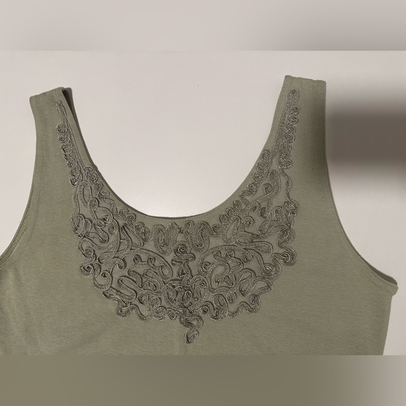 Style New York Cropped Tank Top L Green with Front Design - Picture 5 of 10